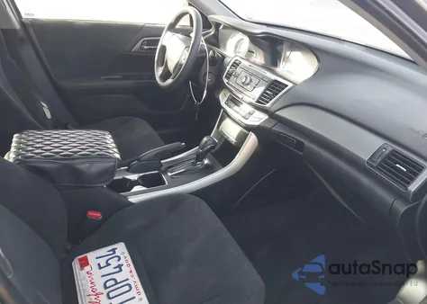 2013 Honda Accord Lx z USA, uszkodzony, nr VIN 1HGCR2F3XDA122723